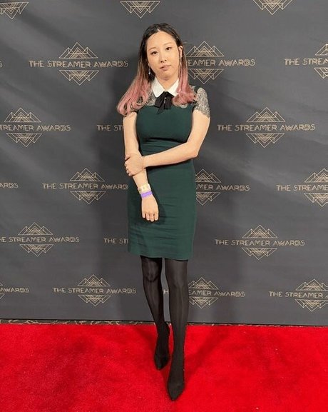 Starsmitten Celine nudes actress archive