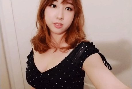 Starsmitten Celine nice model images