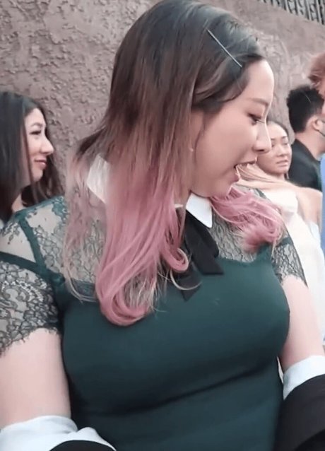 Starsmitten Celine pornographic star galleries