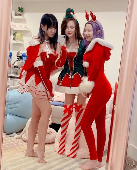 Starsmitten Celine hd model images