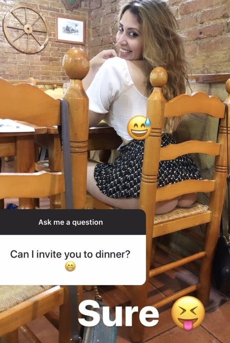 Jlyndaa sex model photo