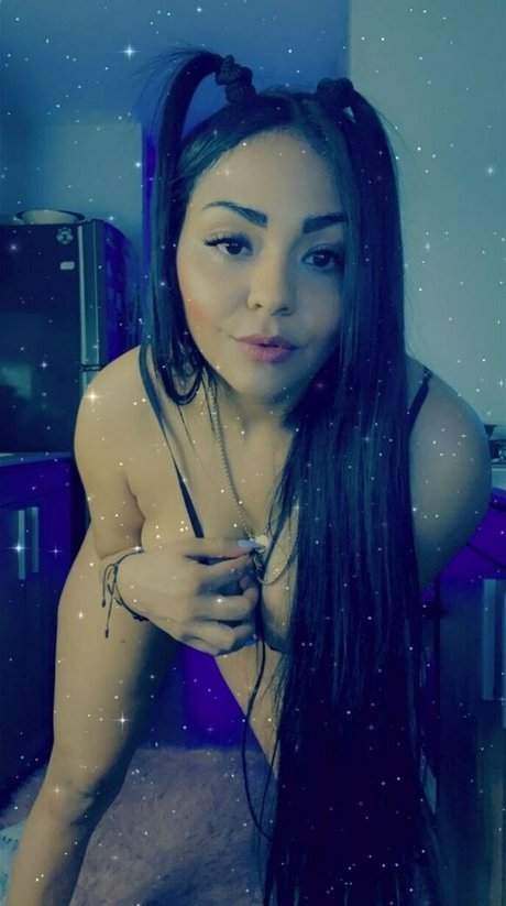 Karenn Smith porn model photo