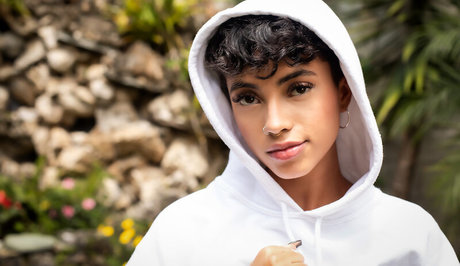 Alessandra Rodriguez star top photos