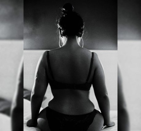 keepinitnejm porn actress photos