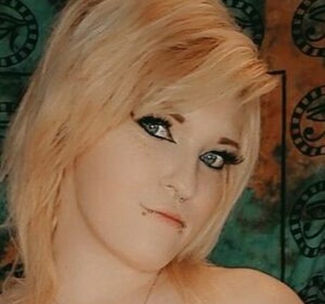 mom fuck onlyfans pornographic pictures