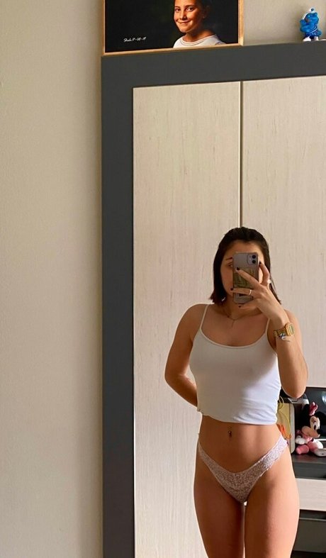 nerearoodriiguez pornstar naked image