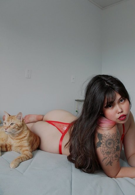 Izumi model exclusive gallery