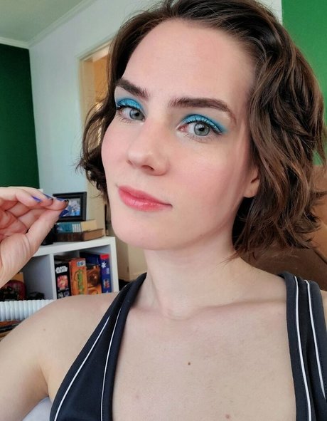 Maggie Mae Fish exclusive actress photo