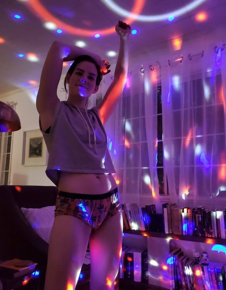 Maggie Mae Fish star art picture