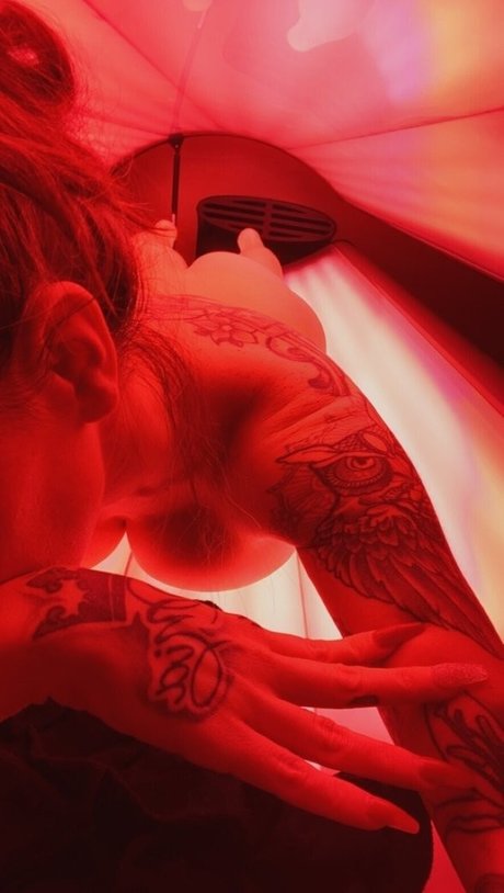 chroniclesofatiredassmom beautiful actress gallery