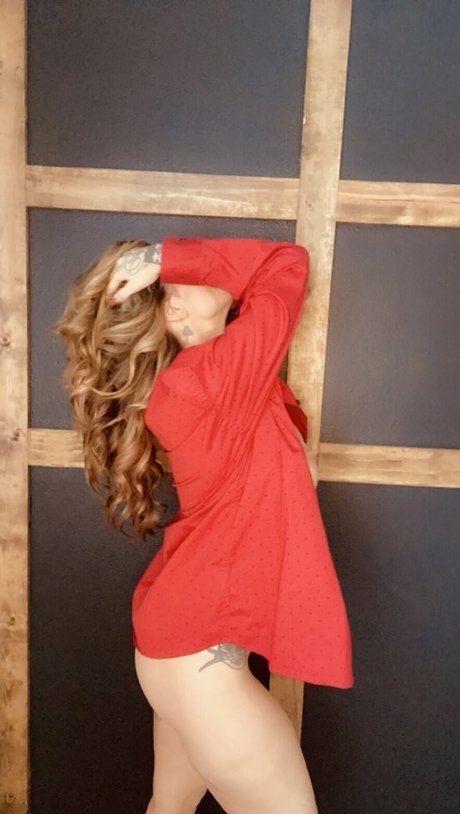 chroniclesofatiredassmom hot star gallery