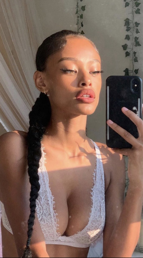 Vinetria star high quality pics