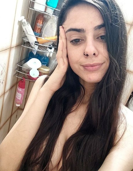 nalla the lioness model naked photo