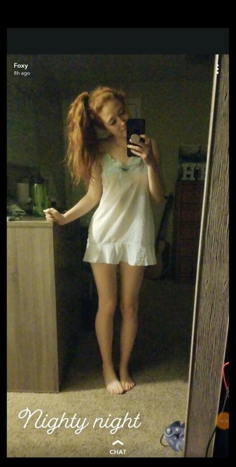 fabledfoxy nude model archive