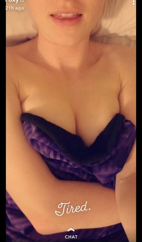 fabledfoxy model hd pics