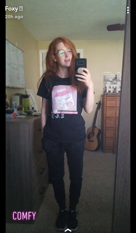 fabledfoxy pornstar art galleries