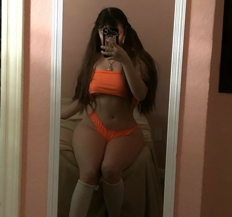 Squishygushy exclusive actress pictures