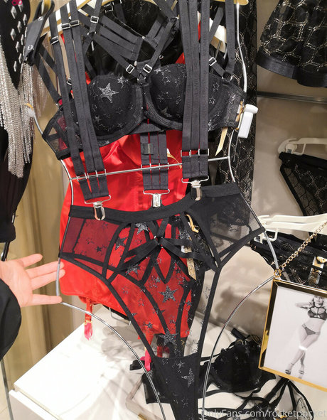 rocketpocket hot pornstar picture