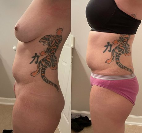 LyraLEWD pornstar nude pic