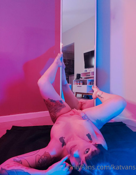 Kat Vans erotic pornstar galleries