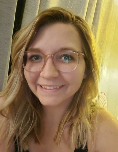 kaiwri65 pornstar hd img