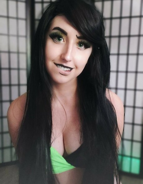 Moon IRL Profile pic