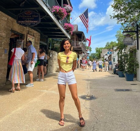 Nana May model gallery