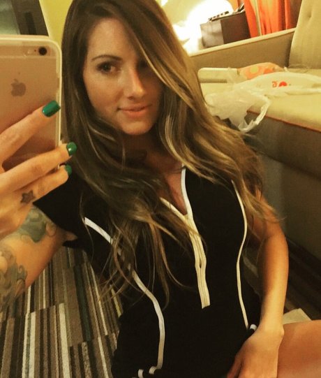 Teagan Presley naked actress image