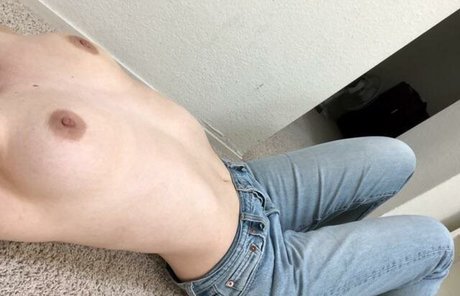 Elite slut star high quality image