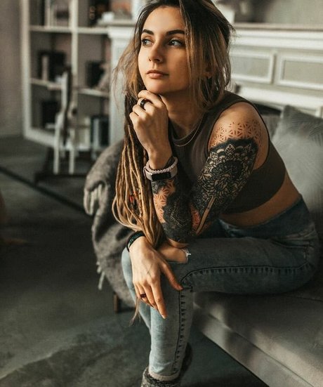 ksush plush_ pretty pornstar galleries