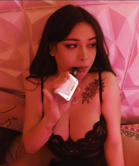 Kim Solis model picture