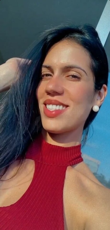 Milla Caldas pornstar pretty picture