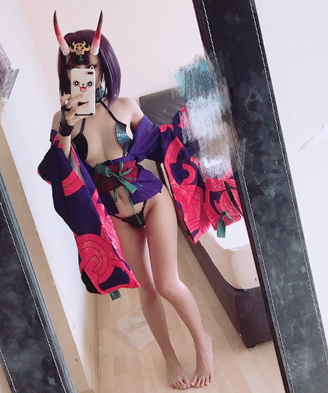 Haoriiii naked actress galleries