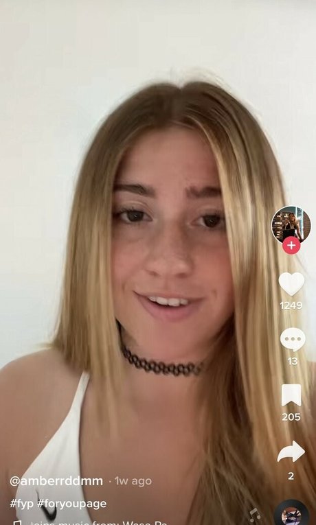 Amberrddmm star hd photo