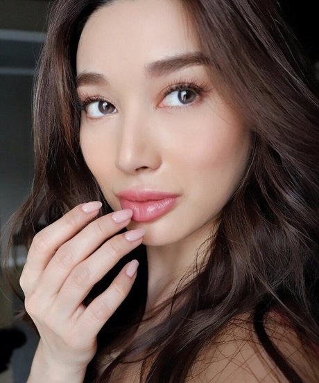 Nicole Asensio high quality pornstar photos