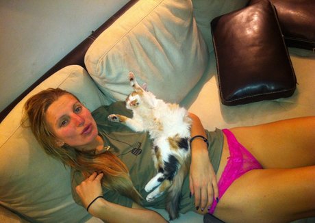 Sesil Karatantcheva star sex archive