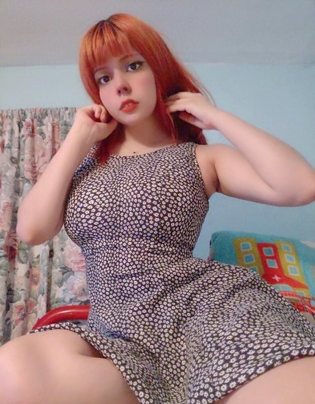 nninfula exclusive actress picture