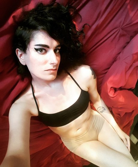 Tacticool Girlfriend erotic actress photo