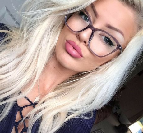 Xcandylashes free actress gallery