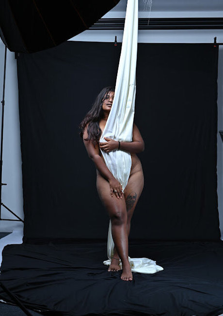 The Hunters Girl Chubby Indian xxx star img