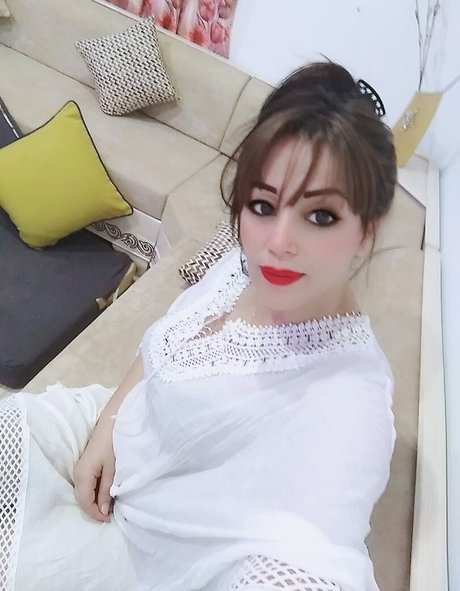 Aida Saad pornstar top picture