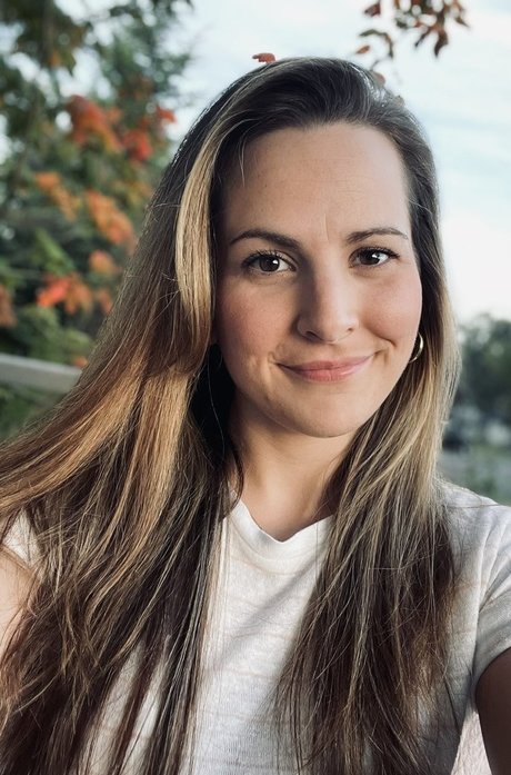 Junescleavage exclusive actress photos