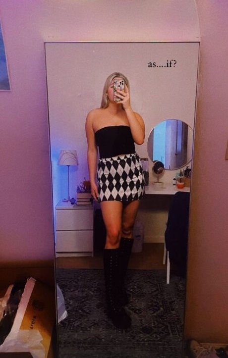 Emma Topps star high quality img