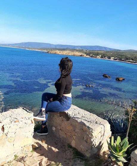 Ahlem Farhatti pretty actress photos