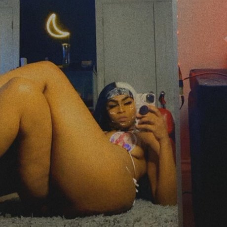 Tenuzen model erotic images