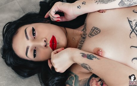 Repasquinelli sexy star img