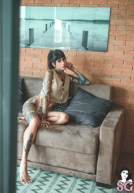 Witch Love model nude pic