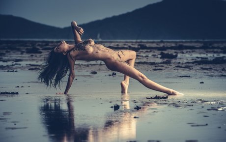 Joeykim pornographic actress images