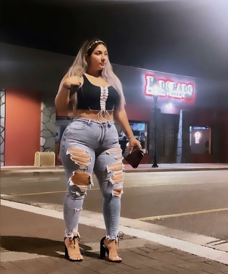 mariferxoxo model pornographic pics