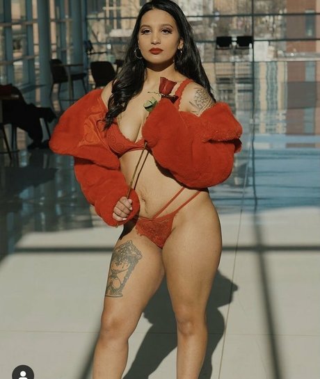 Wins arifax star erotic pic